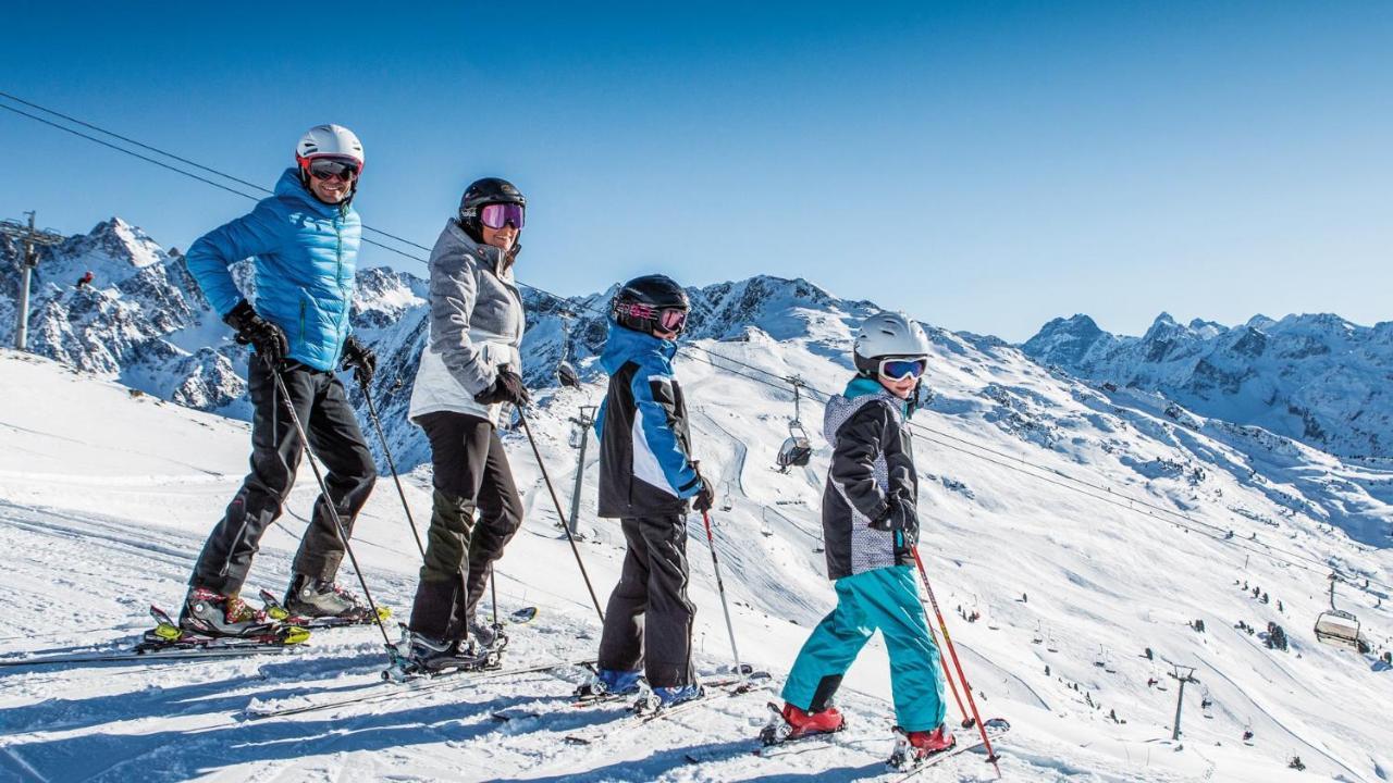 Appartement Pitztal-Hochzeiger Inclusive Pitztal-Sommer Card イェルツェンス エクステリア 写真