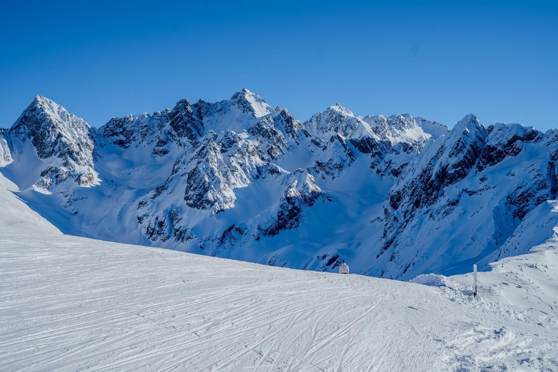 Appartement Pitztal-Hochzeiger Inclusive Pitztal-Sommer Card イェルツェンス エクステリア 写真