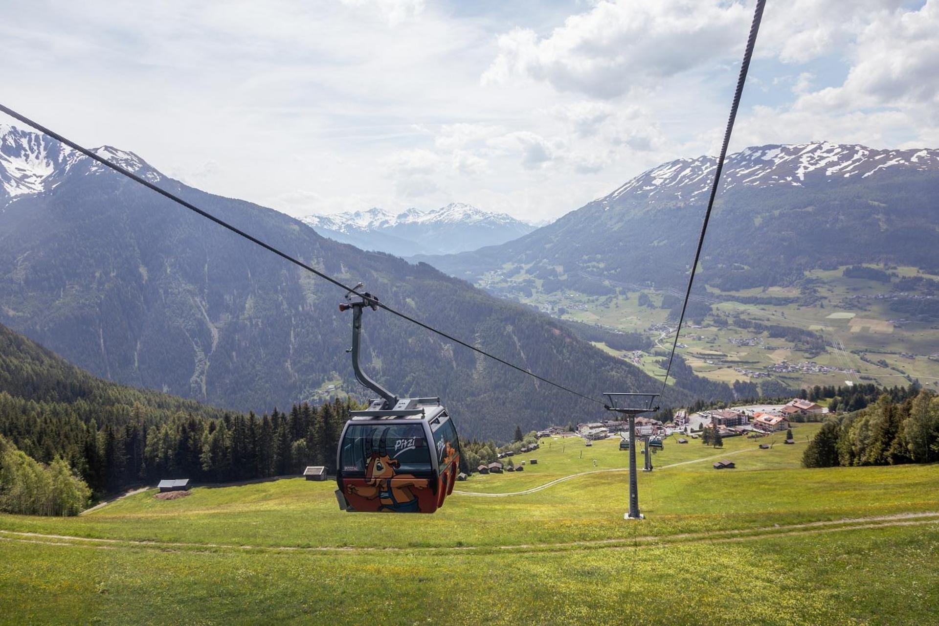 Appartement Pitztal-Hochzeiger Inclusive Pitztal-Sommer Card イェルツェンス エクステリア 写真