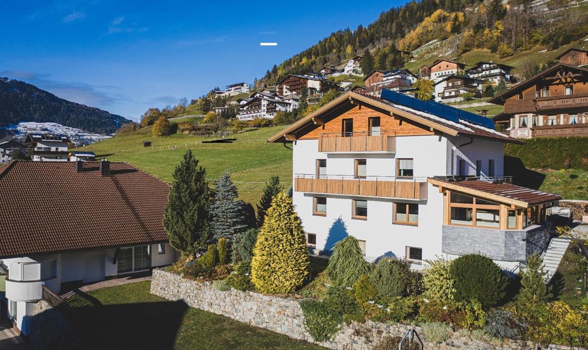 Appartement Pitztal-Hochzeiger Inclusive Pitztal-Sommer Card イェルツェンス エクステリア 写真